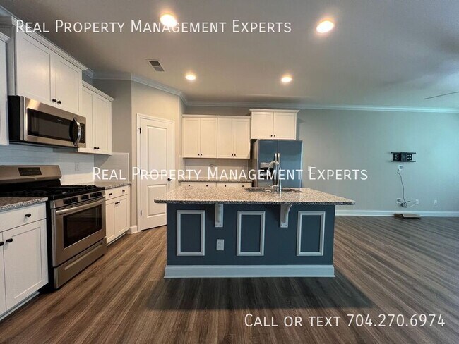 Photo - 5040 Harris Woods Blvd