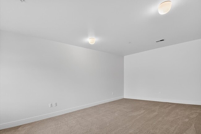 Photo - 417 S Ashley St