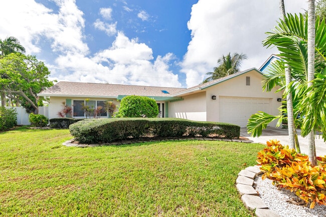 Building Photo - 10 Sailfish Ln Rental