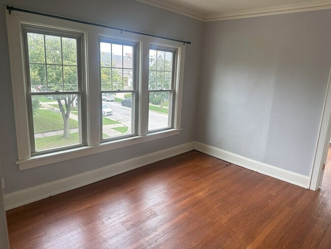 Photo - 1645-1647 N Astor St Unit 1645 N Astor St