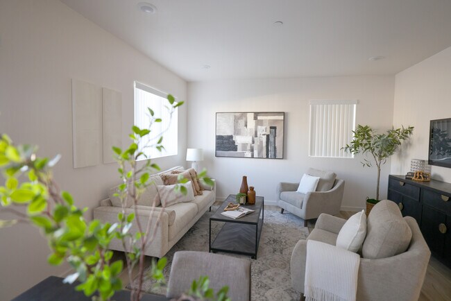 Photo - Coyote Ridge Apartments