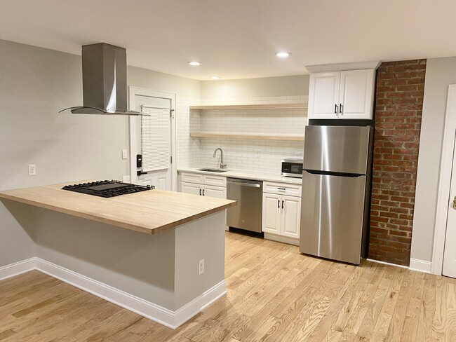 Photo - 11 Lagrange Ave Unit 3