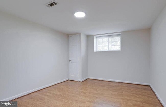 Photo - 8524 Canterbury Dr