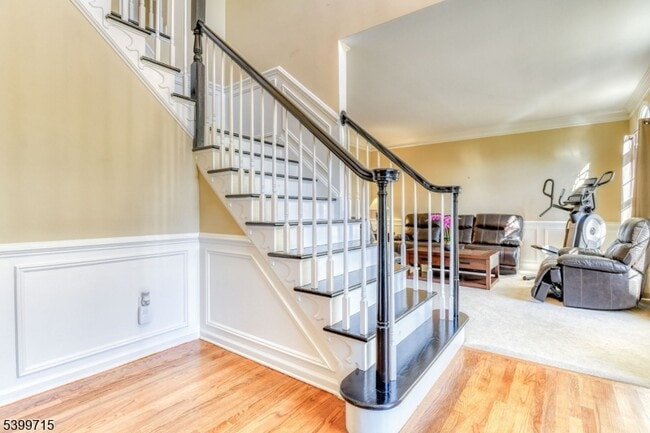 Photo - 5 Hidden Valley Way