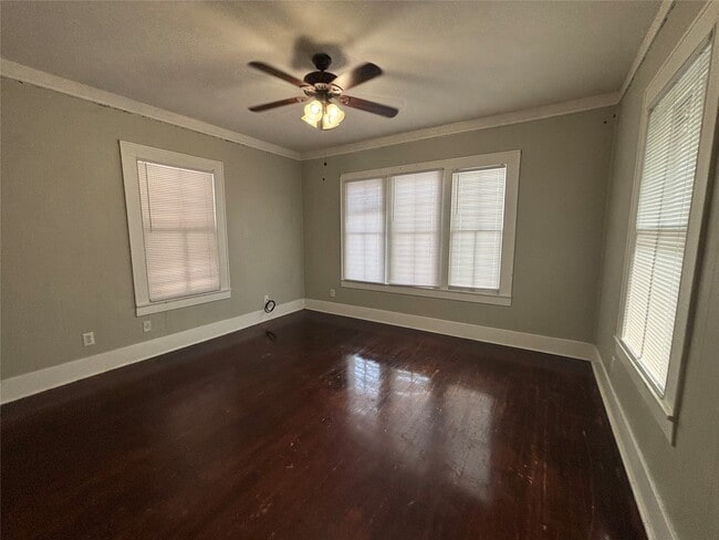 Photo - 2216 Avenue O 1/2