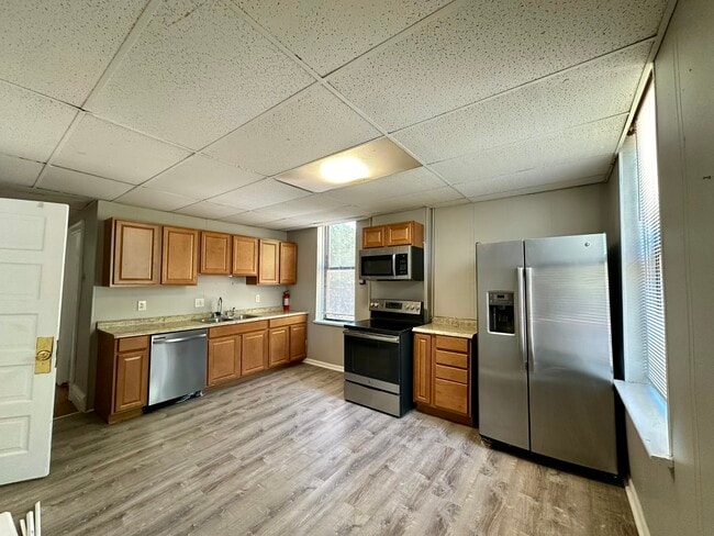 Building Photo - 3205 Arsenal St Unit 3205