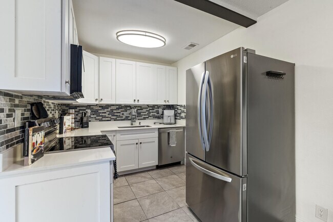 299 SW 7th St Unit 2060