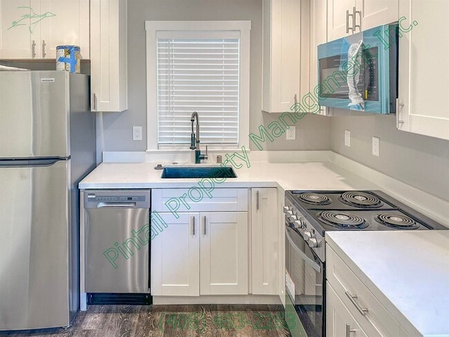 Photo - 756 N 11th St