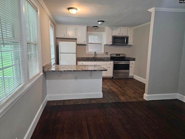 Photo - 102 Dundee Ln