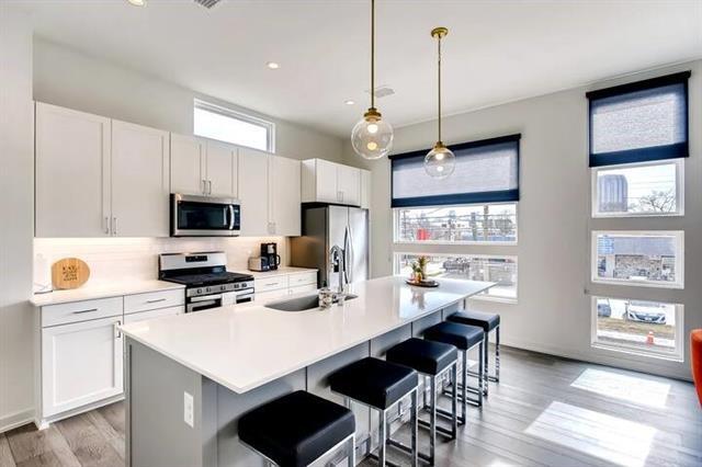 Photo - 2528 N Fitzhugh Ave