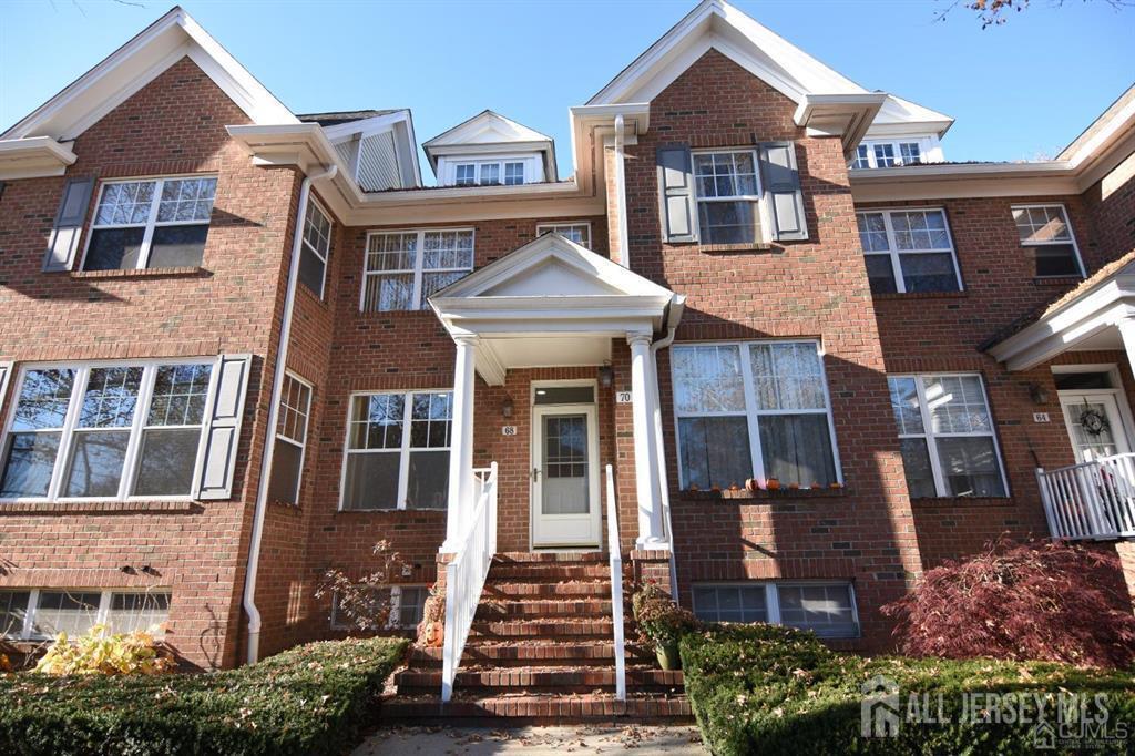 Photo - 68 Franklin School Way