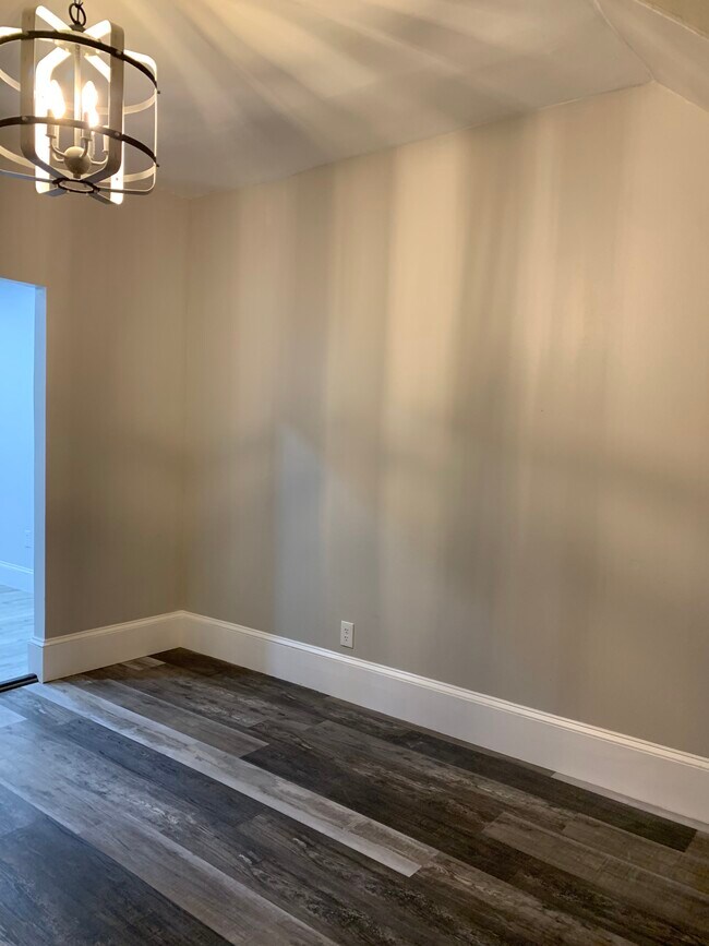 Photo - 112 Garside St Unidad 1L 1 and half BR