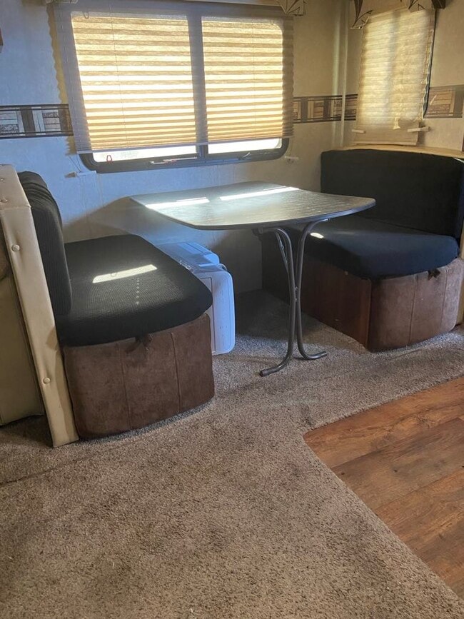 Photo - 1219 16th St Unidad Studio