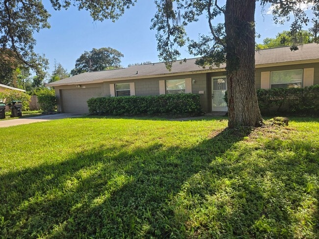 2217 Villano Ave