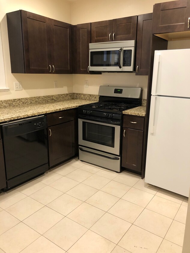 Photo - 12 Upland Rd (Somerville, MA)
