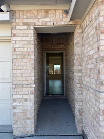 Photo - 504 Regiment Rd