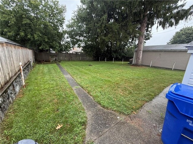 Photo - 231 Orchard St