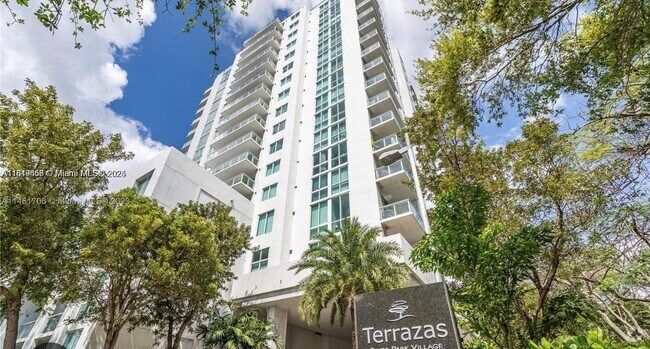 Building Photo - 1861 NW S River Dr Unit 2503 Rental