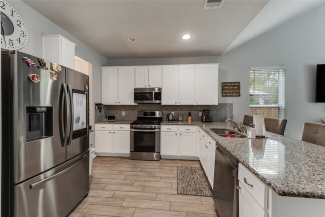 20906 Cypress Overlook Trl
