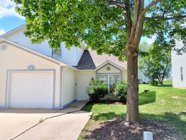 Building Photo - 3527-3529 Prescott Dr. Unit 3527 Prescott Dr.