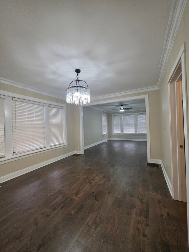 Photo - 12019 S Perry Ave