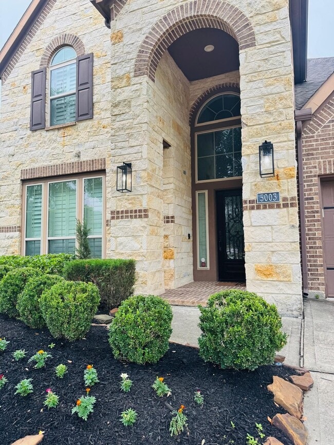 Photo - 5003 Raudabaugh Dr