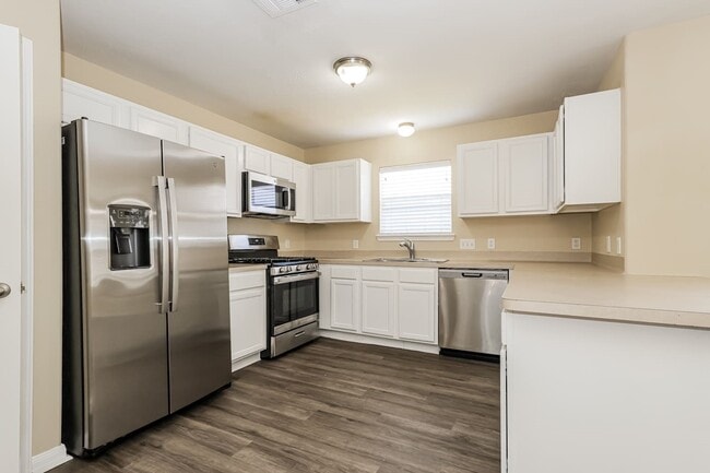 Photo - 6348 Austinville Dr