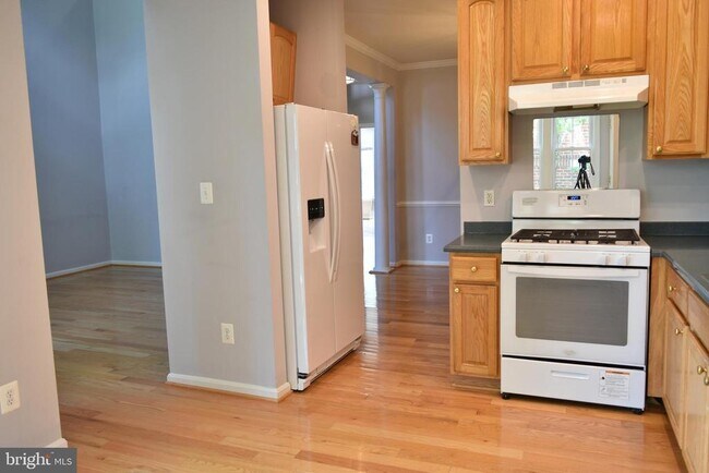 Photo - 20387 Fallsway Terrace