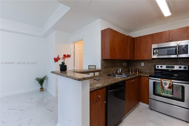 Photo - 1009 SW 144th Ave