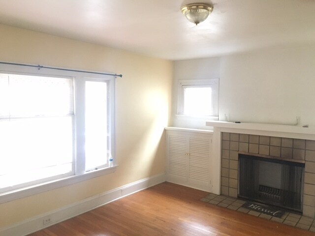 Photo - 2176 Edgewood Rd