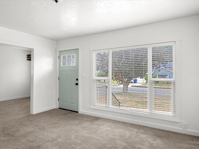 Photo - 3568 Orchard Ave