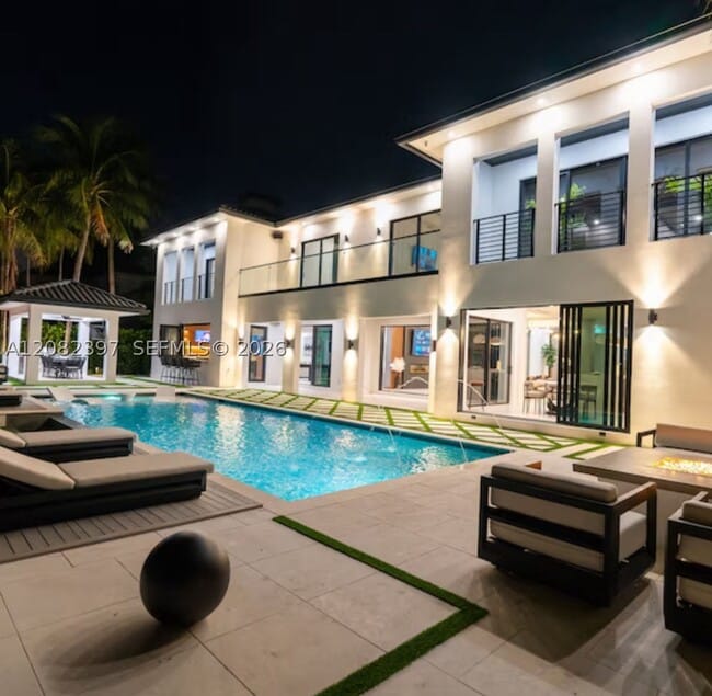 Photo - 131 Royal Palm Dr