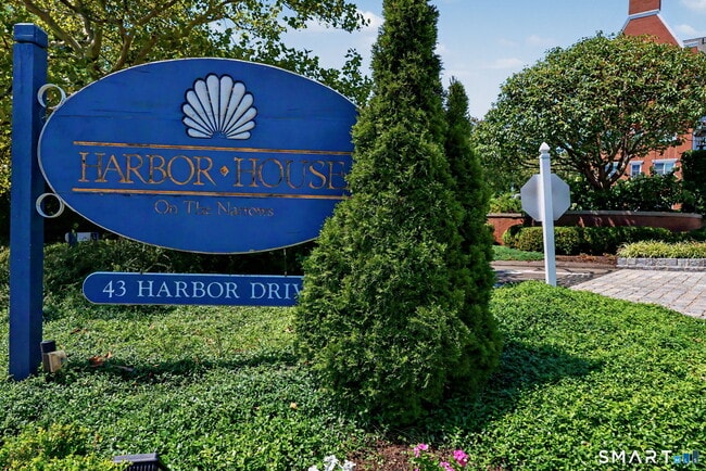 Building Photo - 43 Harbor Dr Unit 101