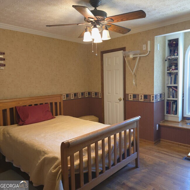 3666 Lakewood Ct Unit C
