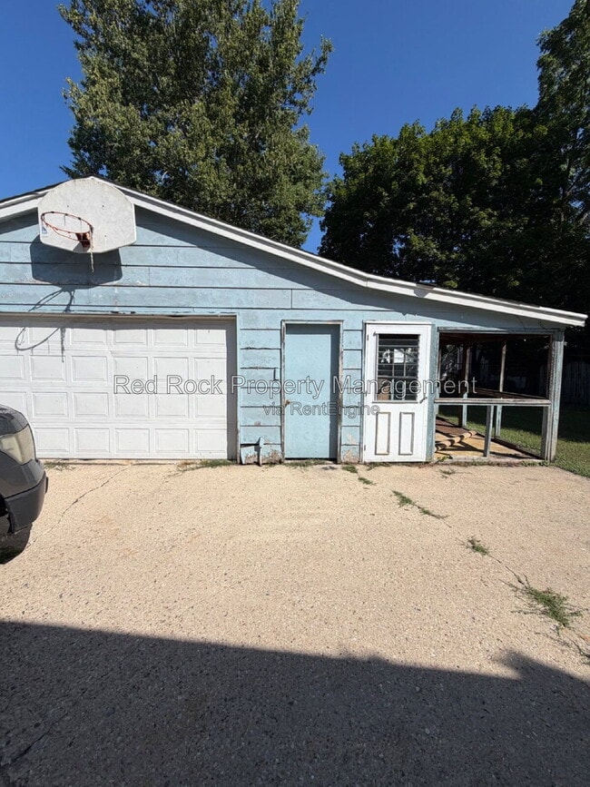 1311 W Jackson St