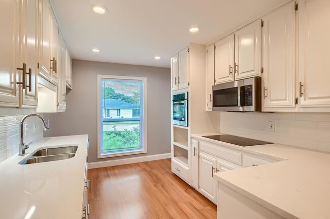 2500 Kimberly Ln