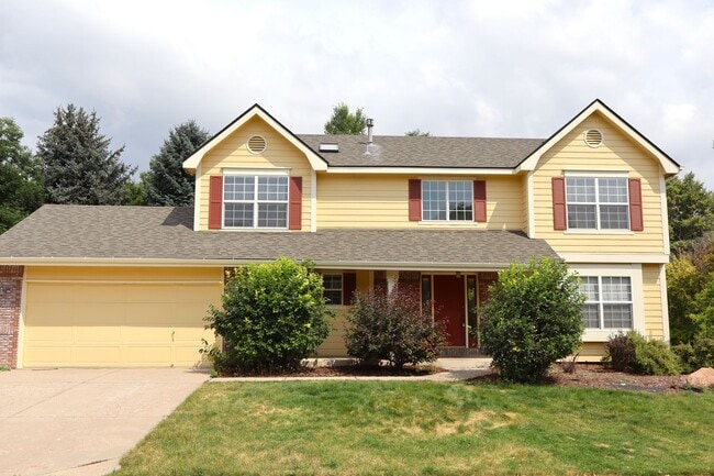 Building Photo - Comfort & Space in Fort Collins – 5BR Home...