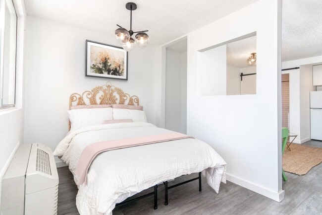 Photo - The Imperial