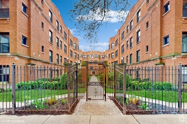 Building Photo - 1114 W Pratt Blvd Unit 3S Rental
