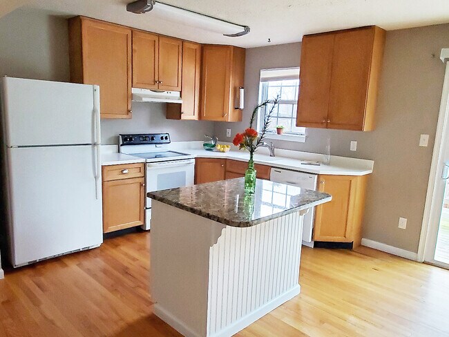 Photo - 688 W Paddle Wheel Ct