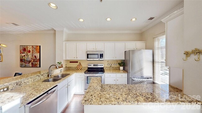 Photo - 1009 Park West Dr