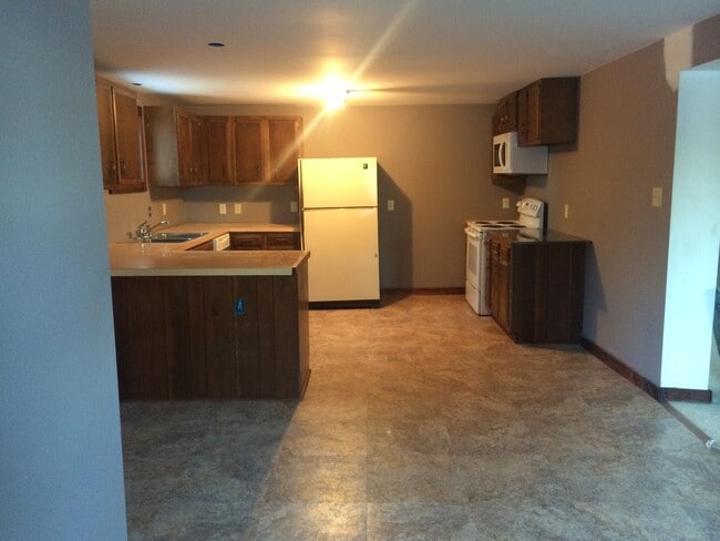 Photo - 3217 US-20 Unit 3217-02