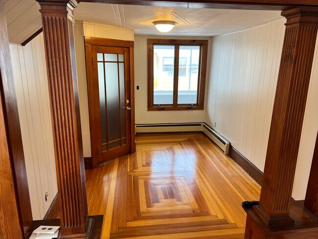 Photo - 10 Summer St Unidad A