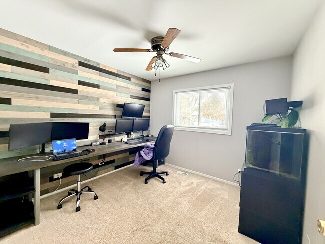 Photo - 635 Morton St