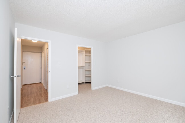 Photo - 166 Summer St Unit B26