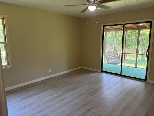 41 Mallard Ln