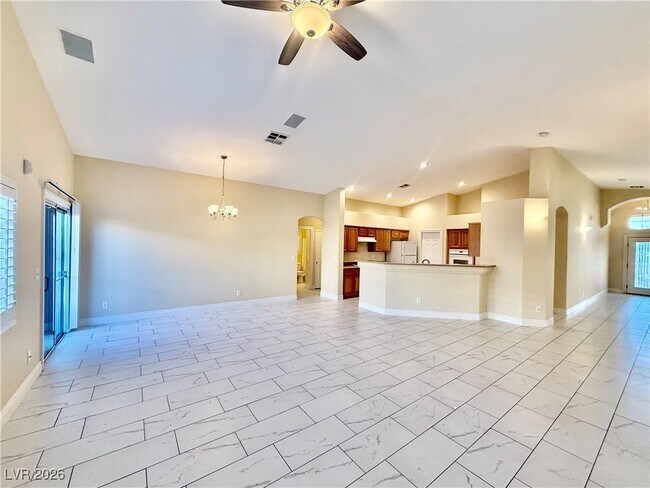 Photo - 6220 Amory St