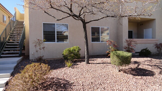 Building Photo - 8501 W University Ave Rental