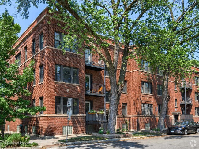 Building Photo - 1714 W Grace St Unit 1E Rental