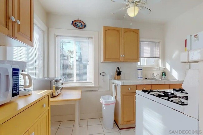 719 Ensenada Ct